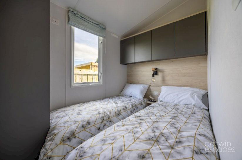 Two Bed Atlas Chorus Two Bed Atlas Chorus