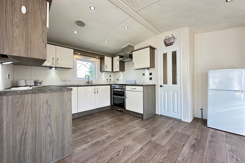 Two Bed Delta Superior (40x13) 2014 Two Bed Delta Superior (40x13) 2014