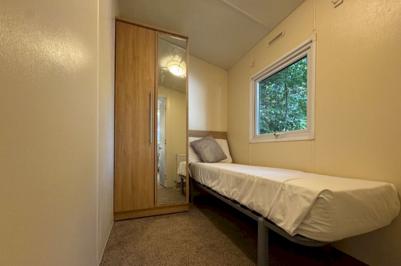 Three Bed Delta Radiant (35x12) 2014 Three Bed Delta Radiant (35x12) 2014