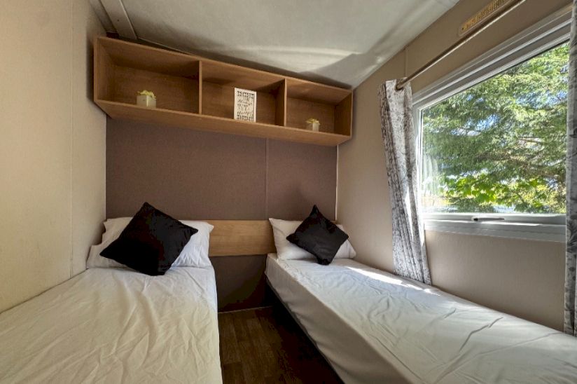 Three Bed Delta Feria (36x12) 2014 Three Bed Delta Feria (36x12) 2014