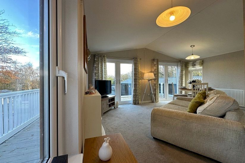 Two Bed Omar Westfield (34x16) 2014 Two Bed Omar Westfield (34x16) 2014