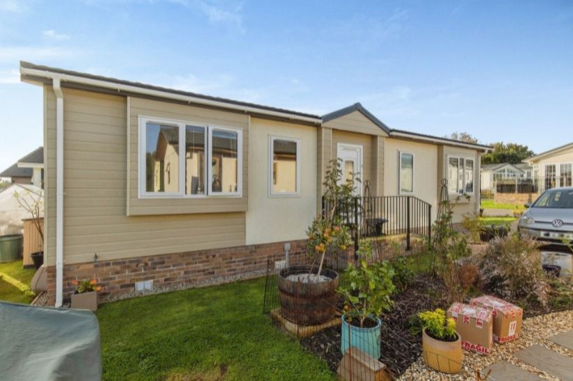 Two Bed Preowned Pemberton Lyndale (40x20) Two Bed Preowned Pemberton Lyndale (40x20)
