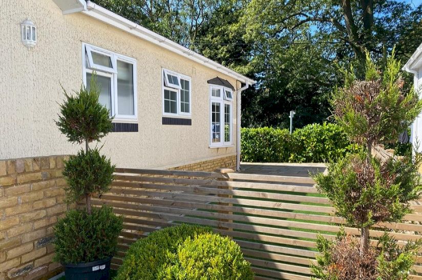 Three Bed Omar Middleton (50x20) Three Bed Omar Middleton (50x20)