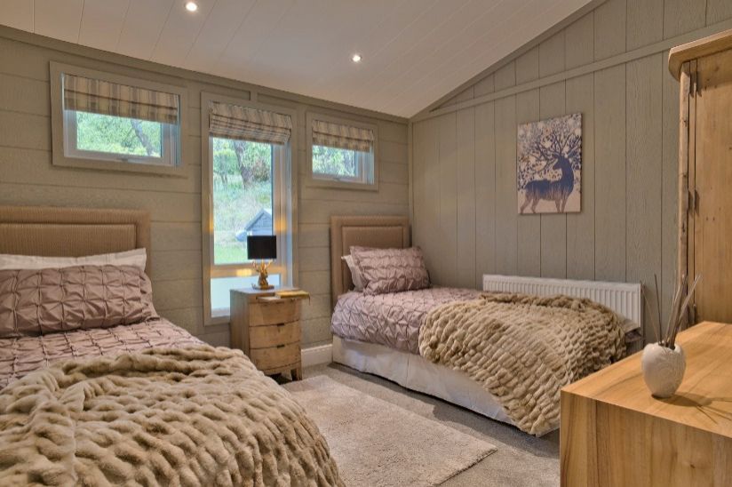 Three Bed Glasshouse Lodge Three Bed Glasshouse Lodge