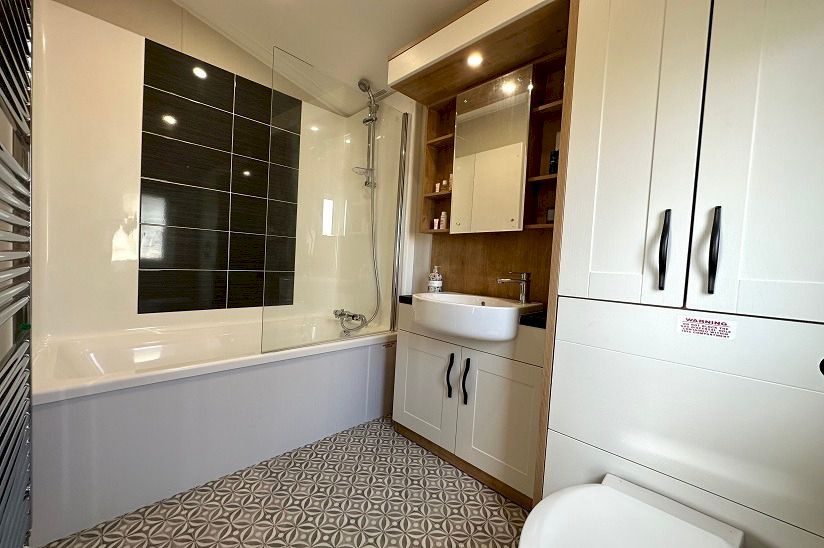 Two Bed Willerby Dorchester (43x15) 2023 Two Bed Willerby Dorchester (43x15) 2023