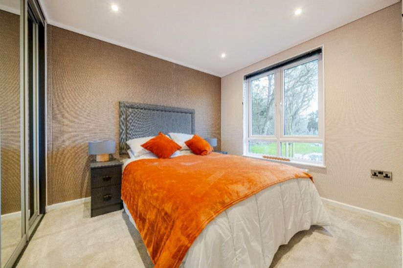 NEW Two Bed Prestige Residence (45x20) NEW Two Bed Prestige Residence (45x20)