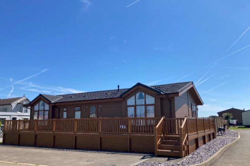 Bespoke Three Bed Bungalow Lodge Bespoke Three Bed Bungalow Lodge