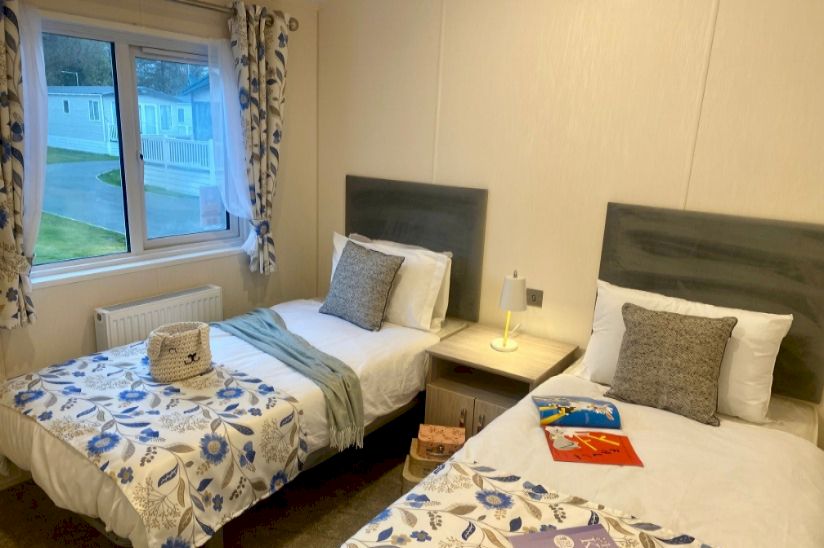 Two Bed Delta Lakeside Two Bed Delta Lakeside