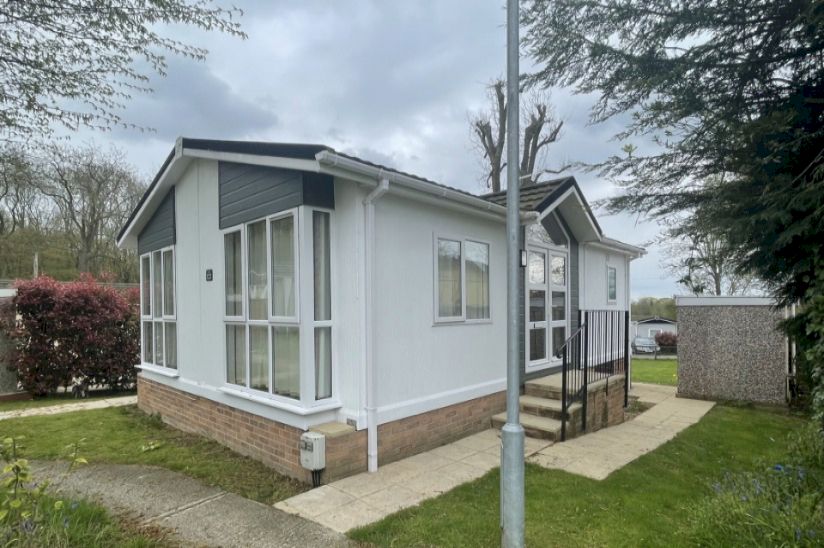 Two Bed Preowned Park Home (29x20) Two Bed Preowned Park Home (29x20)