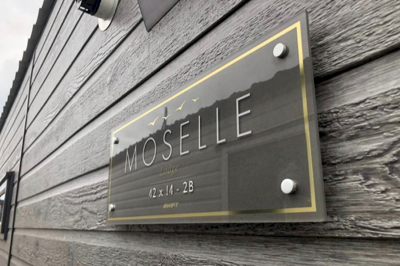 Three Bed Swift Moselle (42x14) 2023 Three Bed Swift Moselle (42x14) 2023