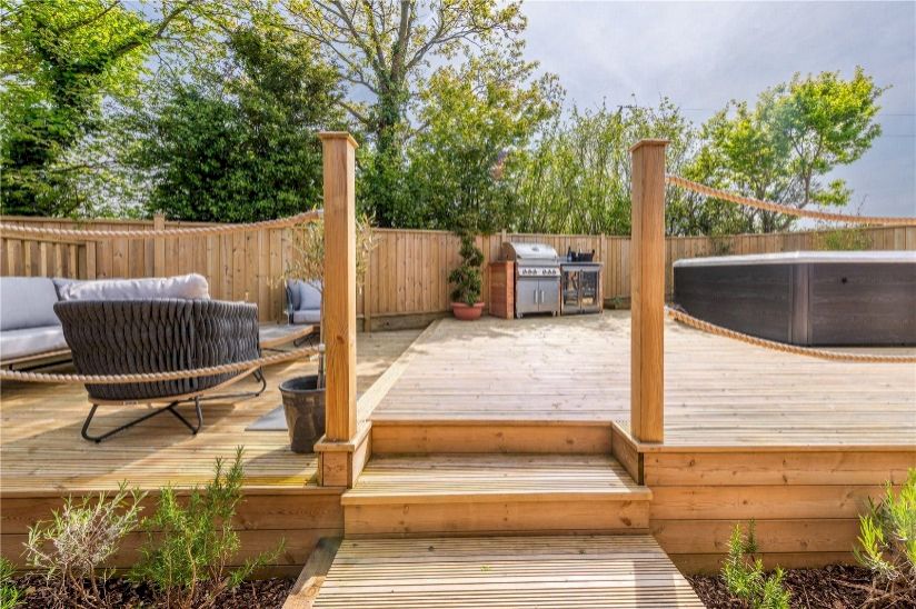 Two Bed Bespoke Sky Fall Lodge (45x22) Two Bed Bespoke Sky Fall Lodge (45x22)
