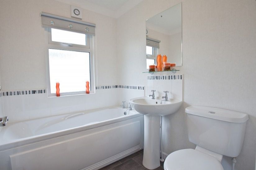 Two Bed Stately Tredegar Contemporary (40x20) Two Bed Stately Tredegar Contemporary (40x20)