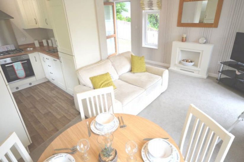 Two Bed Omar Westfield (34x16) 2014 Two Bed Omar Westfield (34x16) 2014