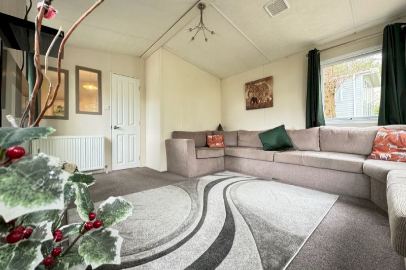 Two Bed Delta Destiny (38x12) 2014 Two Bed Delta Destiny (38x12) 2014