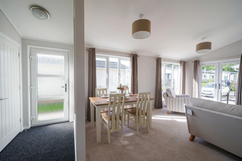 NEW Two Bed Burleigh Country Home NEW Two Bed Burleigh Country Home
