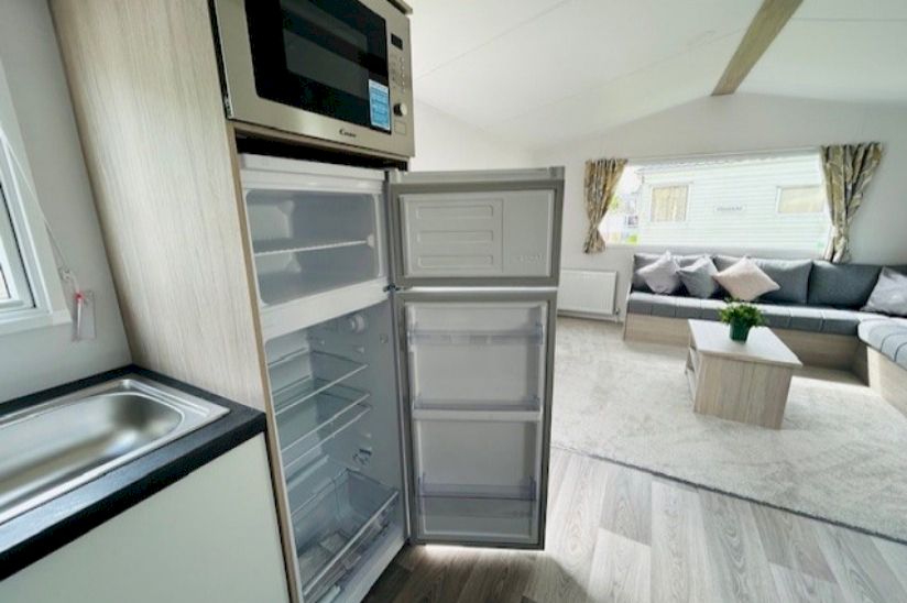 Two Bed Atlas Fanfare (35x12) 2024 Two Bed Atlas Fanfare (35x12) 2024