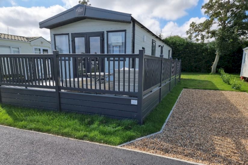 Two Bed Regal Retreat Two Bed Regal Retreat