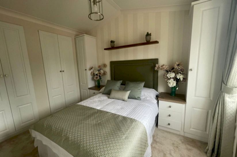 Two Bed Stately Chartwell (45x14) Two Bed Stately Chartwell (45x14)