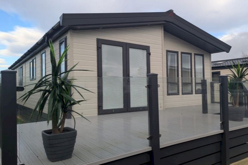 Two Bed Atlas Debonair (40x20) Two Bed Atlas Debonair (40x20)