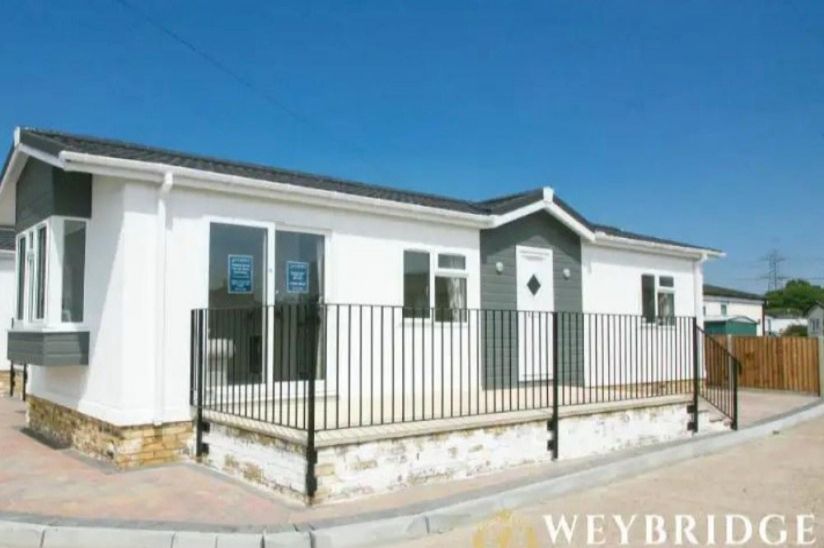 Two Bed Stately Albion Tredegar Elite (40x14) Two Bed Stately Albion Tredegar Elite (40x14)