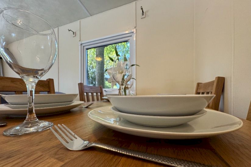 Three Bed Delta Radiant (35x12) 2014 Three Bed Delta Radiant (35x12) 2014