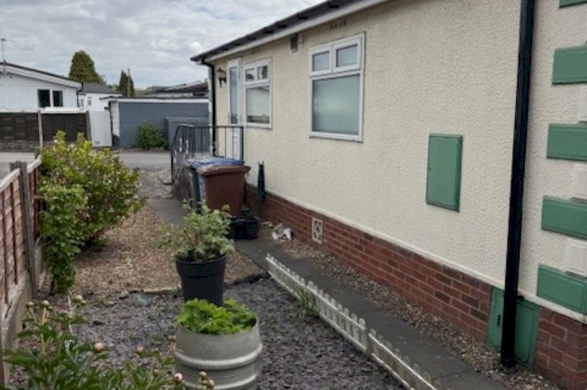 Two Bed Stately Albion Woburn (30ft x 20ft) Two Bed Stately Albion Woburn (30ft x 20ft)