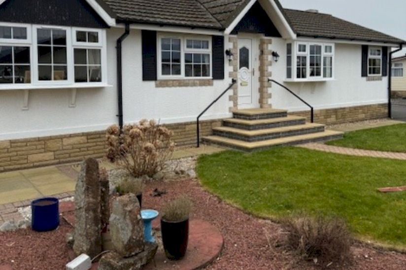 Three Bed Lisset Linden Cottage (46ftx20ft) Three Bed Lisset Linden Cottage (46ftx20ft)