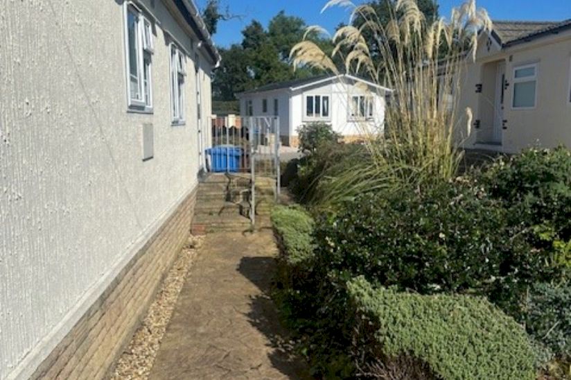 Two Bed Homeseeker Quantock (40x20) 2000 Two Bed Homeseeker Quantock (40x20) 2000