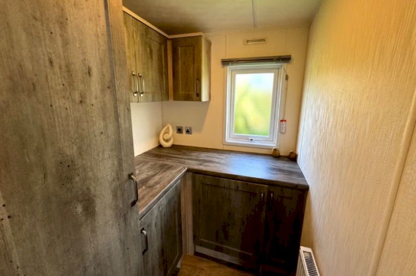 NEW Two Bed Delta Superior Lodge (41x14) 2023 NEW Two Bed Delta Superior Lodge (41x14) 2023