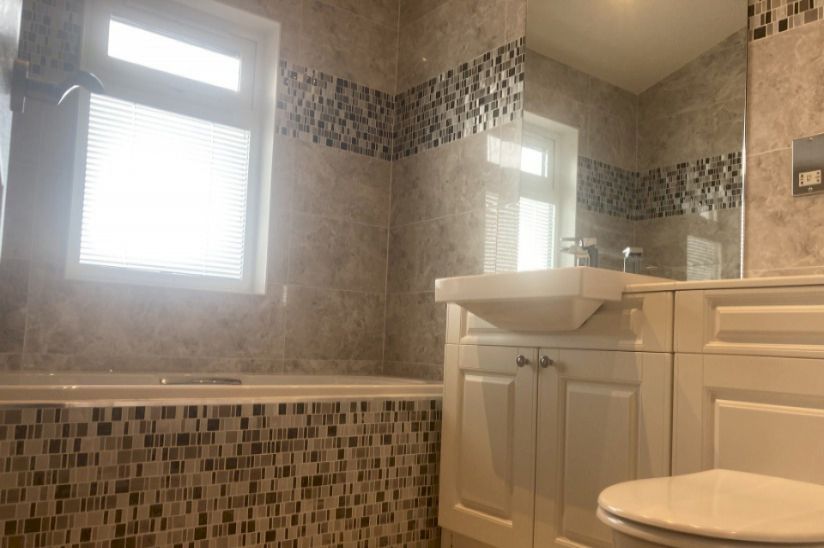Bespoke Three Bed Bungalow Lodge Bespoke Three Bed Bungalow Lodge