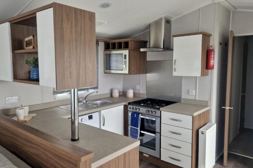 Pre-Loved Willerby Avonmore (38x12) 2020 Pre-Loved Willerby Avonmore (38x12) 2020